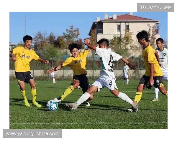 2023年足球明星齐聚中国引发球迷热潮与期待盛况 2023年足球明星齐聚中国引发球迷热潮与期待盛况